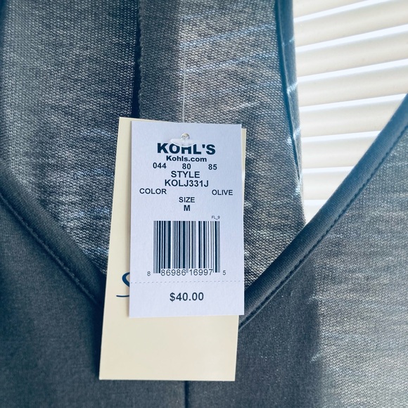 NWT Hunter Green Jumpsuit - Picture 2 of 5